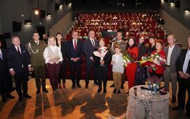Niezwykła historia pochodzącego z Oleszna żołnierza &ndash; Karola Cierpicy  opowiedziana w filmie dokumentalnym i w książce  49