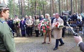 Pękowiec &ndash; pamięć, historia, wsp&oacute;lnota 29