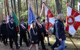 Pękowiec &ndash; pamięć, historia, wsp&oacute;lnota 67