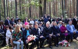 Pękowiec &ndash; pamięć, historia, wsp&oacute;lnota 71