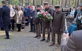 Pękowiec &ndash; pamięć, historia, wsp&oacute;lnota 80