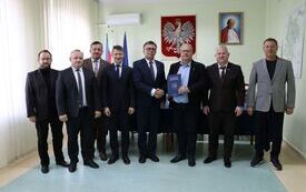 Ponad 2 kilometry drogi powiatowej w Cieślach zostanie przebudowane.  Powiat podpisał dwie umowy. 3