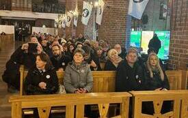 Delegacja z powiatu włoszczowskiego wzięła udział w poruszającej  uroczystości religijno-patriotycznej w Gdańsku 12
