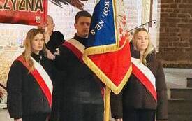 Delegacja z powiatu włoszczowskiego wzięła udział w poruszającej  uroczystości religijno-patriotycznej w Gdańsku 17