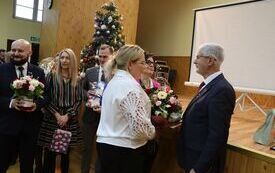 Spotkanie pożegnalno-podsumowujące pracę Pana Sławomira Krzysztofi&not;ka &ndash; człowieka z misją i pasją dla oświaty 8