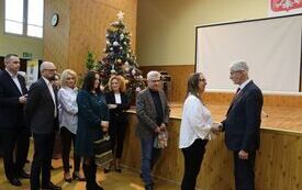 Spotkanie pożegnalno-podsumowujące pracę Pana Sławomira Krzysztofi&not;ka &ndash; człowieka z misją i pasją dla oświaty 18