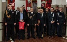 Starosta Włoszczowski uczestniczył w uroczystej zbi&oacute;rce z okazji przejścia na zaopatrzenie emerytalne mł. bryg. Andrzeja Smala 5