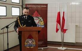 Starosta Włoszczowski uczestniczył w uroczystej zbi&oacute;rce z okazji przejścia na zaopatrzenie emerytalne mł. bryg. Andrzeja Smala 7