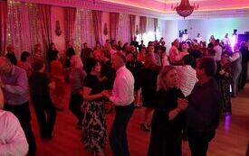 Koła Gospodyń Wiejskich, Stowarzyszenia i Kluby Seniora z terenu powiatu włoszczowskiego wspaniale bawiły się podczas Zabawy Karnawałowej 2