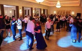 Koła Gospodyń Wiejskich, Stowarzyszenia i Kluby Seniora z terenu powiatu włoszczowskiego wspaniale bawiły się podczas Zabawy Karnawałowej 5