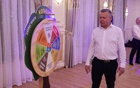 Koła Gospodyń Wiejskich, Stowarzyszenia i Kluby Seniora z terenu powiatu włoszczowskiego wspaniale bawiły się podczas Zabawy Karnawałowej 13