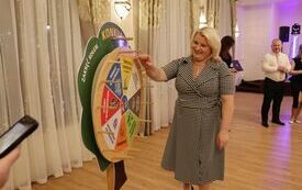 Koła Gospodyń Wiejskich, Stowarzyszenia i Kluby Seniora z terenu powiatu włoszczowskiego wspaniale bawiły się podczas Zabawy Karnawałowej 20