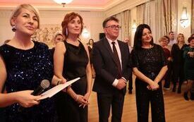 Koła Gospodyń Wiejskich, Stowarzyszenia i Kluby Seniora z terenu powiatu włoszczowskiego wspaniale bawiły się podczas Zabawy Karnawałowej 41