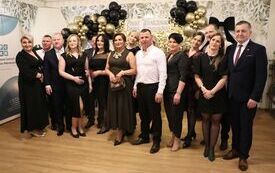 Koła Gospodyń Wiejskich, Stowarzyszenia i Kluby Seniora z terenu powiatu włoszczowskiego wspaniale bawiły się podczas Zabawy Karnawałowej 52