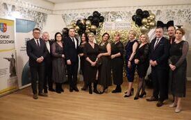 Koła Gospodyń Wiejskich, Stowarzyszenia i Kluby Seniora z terenu powiatu włoszczowskiego wspaniale bawiły się podczas Zabawy Karnawałowej 63