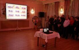 Koła Gospodyń Wiejskich, Stowarzyszenia i Kluby Seniora z terenu powiatu włoszczowskiego wspaniale bawiły się podczas Zabawy Karnawałowej 74