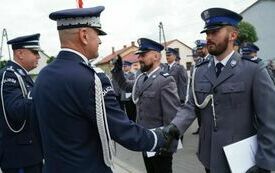 Funkcjonariusze włoszczowskiej policji podczas Święta Policji