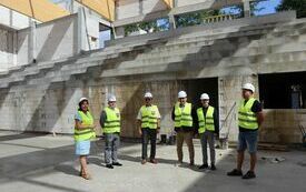 Trwa montaż konstrukcji dachu na wielofunkcyjnej hali sportowej  przy I LO we Włoszczowie 9