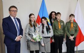 Przed Świętami Wielkanocnymi Starostę Włoszczowskiego odwiedzili wyjątkowi goście 2