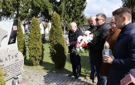 Oddali hołd ofiarom Katynia i Smoleńska 5