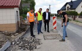 Trwa przebudowa 2 051 mb drogi powiatowej w Cieślach 3