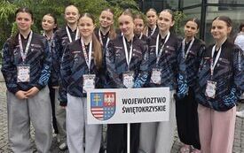 Siatkarki z powiatu włoszczowskiego uczestniczyły w Og&oacute;lnopolskiej Olimpiadzie 1