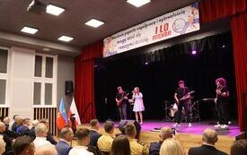 Uroczyście otwarto Wielofunkcyjną Powiatową Halę Sportową we Włoszczowie 97