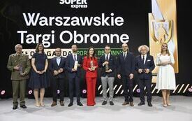 Kapitan rezerwy Karol Cierpica i rodzice śp. sierżanta sztabowego Michaela Ollisa laureatami nagr&oacute;d Portalu Obronnego &ndash; Złotych Gard 1