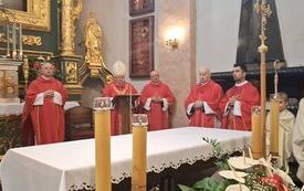 Uroczystość sprowadzenia relikwii świętego Andrzeja Boboli do Sanktuarium Matki Bożej Opiekunki Rodzin we Włoszczowie 5