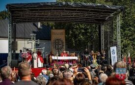 &bdquo;Pielgrzymka Bohater&oacute;w&rdquo; na Święty Krzyż 8