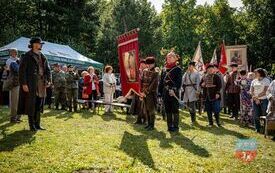 &bdquo;Pielgrzymka Bohater&oacute;w&rdquo; na Święty Krzyż 25