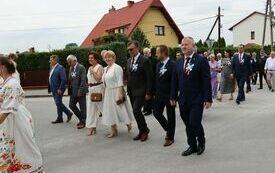 Barwny korow&oacute;d dożynkowy