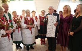 50 lat śpiewają Panu Bogu na chwałę i ku radości ludzi. Złoty jubileusz najstarszego zespołu ludowego w powiecie włoszczowskim &ndash; &bdquo;Złotego Kłosa&rdquo; z Secemina 18