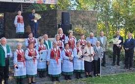50 lat śpiewają Panu Bogu na chwałę i ku radości ludzi. Złoty jubileusz najstarszego zespołu ludowego w powiecie włoszczowskim &ndash; &bdquo;Złotego Kłosa&rdquo; z Secemina 25