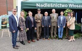 Piękne stoiska i pyszne potrawy na II Darach Las&oacute;w Powiatu Włoszczowskiego  153