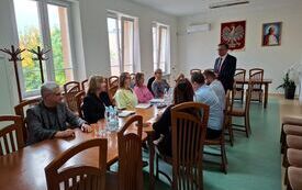 Bezpieczeństwo uczni&oacute;w priorytetem Powiatu Włoszczowskiego.  Pilne spotkanie z dyrektorami szk&oacute;ł. 2