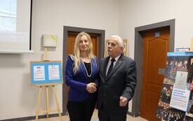 Beata Gosiewska otworzyła wystawę z okazji 20. rocznicy otwarcia peronu Włoszczowa P&oacute;lnoc 6