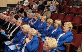 &bdquo;Niezastąpieni&rdquo; z II miejscem w VI Regionalnym Przeglądzie Pieśni Patriotycznej! 4