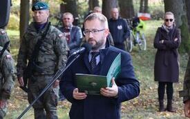 82. rocznica zwycięskiej bitwy pod Chotowem.  Oddano hołd poległym żołnierzom Armii Krajowej majora Eugeniusza Kaszyńskiego &bdquo;Nurta&rdquo;. 65