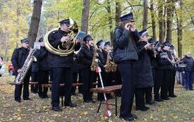 82. rocznica zwycięskiej bitwy pod Chotowem.  Oddano hołd poległym żołnierzom Armii Krajowej majora Eugeniusza Kaszyńskiego &bdquo;Nurta&rdquo;. 68