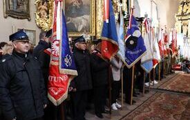 82. rocznica zwycięskiej bitwy pod Chotowem.  Oddano hołd poległym żołnierzom Armii Krajowej majora Eugeniusza Kaszyńskiego &bdquo;Nurta&rdquo;. 123