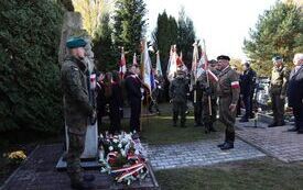 82. rocznica zwycięskiej bitwy pod Chotowem.  Oddano hołd poległym żołnierzom Armii Krajowej majora Eugeniusza Kaszyńskiego &bdquo;Nurta&rdquo;. 160