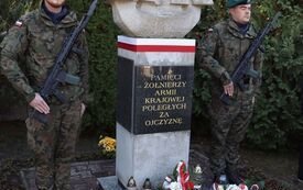 82. rocznica zwycięskiej bitwy pod Chotowem.  Oddano hołd poległym żołnierzom Armii Krajowej majora Eugeniusza Kaszyńskiego &bdquo;Nurta&rdquo;. 161