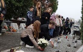 Na cmentarzu parafialnym we Włoszczowie już po raz dziesiąty odbył się Apel Poległych  27