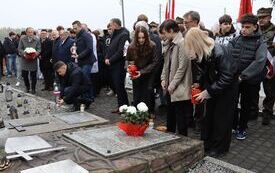 Na cmentarzu parafialnym we Włoszczowie już po raz dziesiąty odbył się Apel Poległych  28