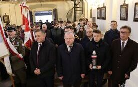 Na cmentarzu parafialnym we Włoszczowie już po raz dziesiąty odbył się Apel Poległych  32