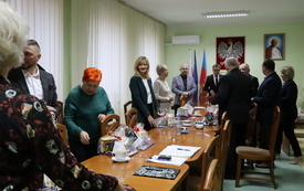 Członkowie Rady Społecznej ZOZ podczas spotkania ze Starostą