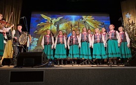 Występ jednego z zespoł&oacute;w