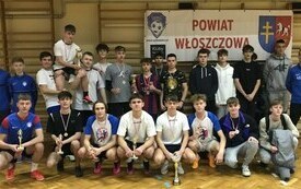 Wsp&oacute;lne zdjęcie nagrodzonych zawodnik&oacute;w