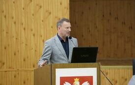 Głos zabiera Radny Leopold Kwapisz
